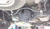 PML GM 8.0 differential cover installed on a lowered 2006 Colorado