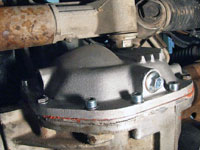 PML front differential cover on a 2003 Durango, clearance to bolt