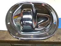 Stock capacity Ford 7.5 differential cover off a 1985 mustang GT