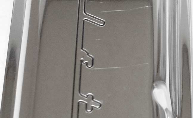 scratches on one valve cover.