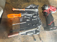 tools for transmission pan installation