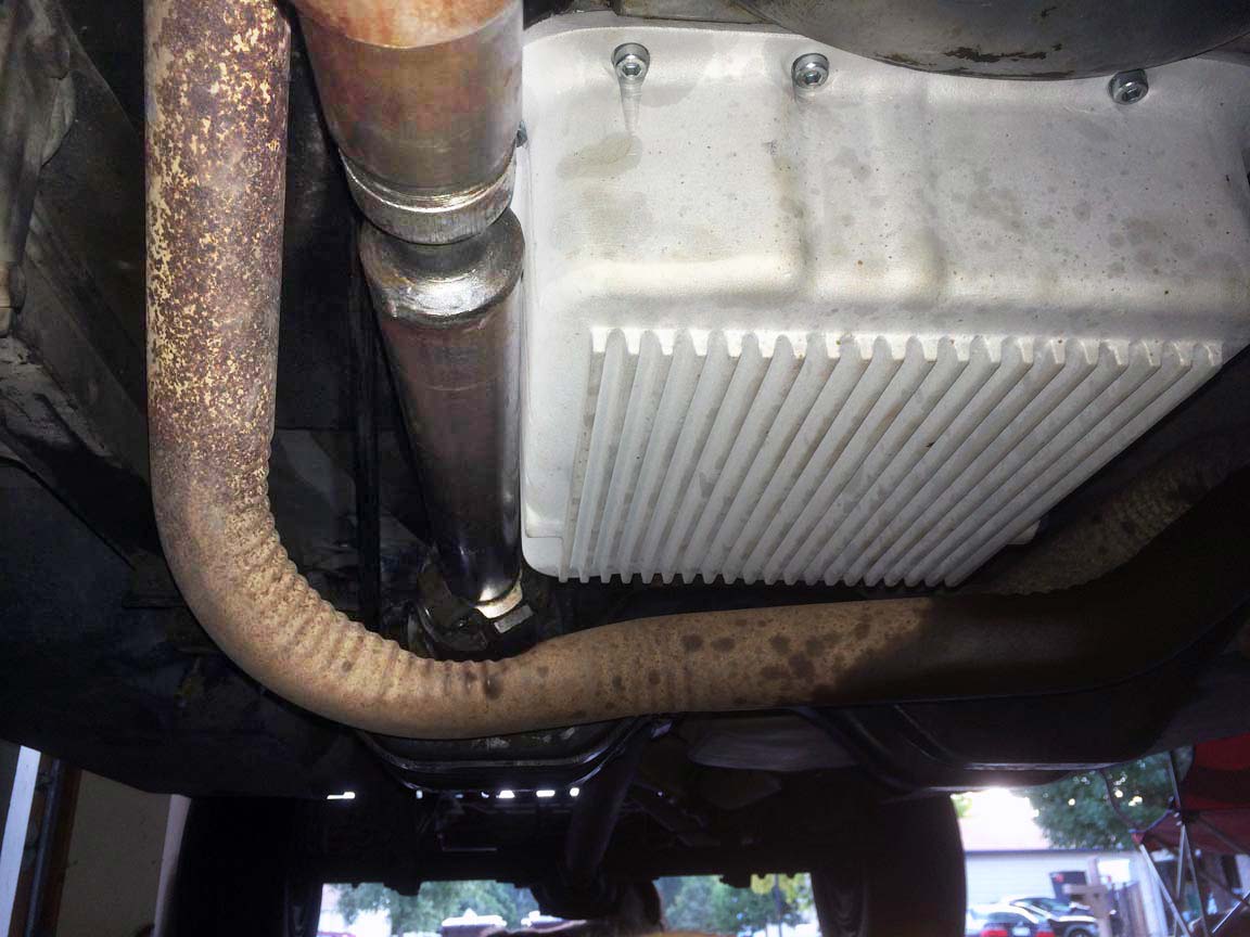 thumbnail image 2 of GM 700R4 / 4L60E Transmission Pan – Stock OE Style – SPP SP700R4BKK – Hardware Included 2 of 2