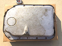 Stock 4L80 transmission pan on 1995 Suburban