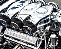 355 Chevy small block engine with PML Corvette valve covers